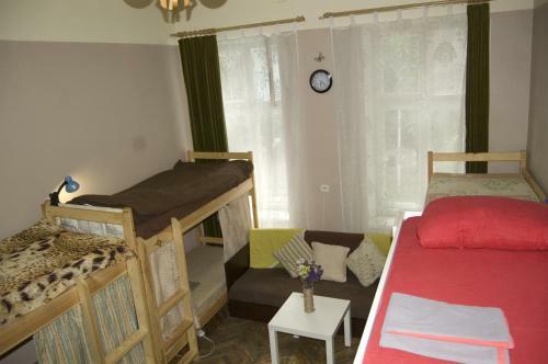 Hostel Drive