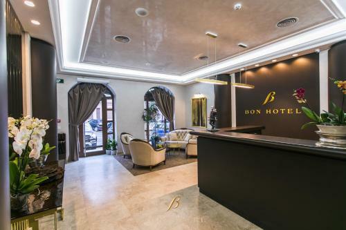 Bon Hotel