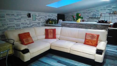 Stone City Apartment In Park Zone