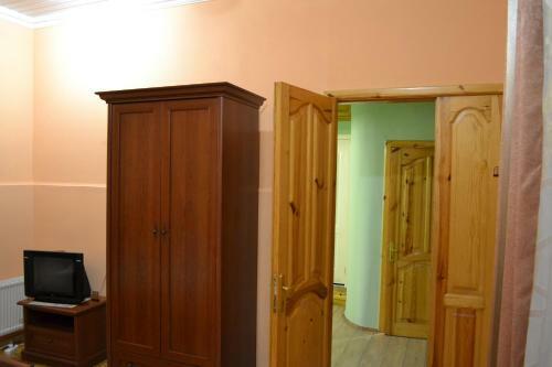 Apartment On Ploshcha Svyatogo Teodora