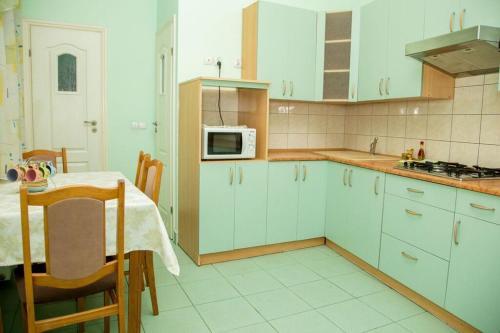 Apartments Drogobycha 3