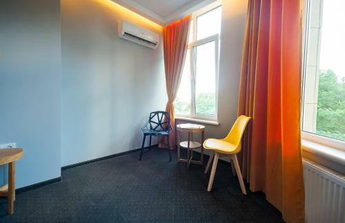 Beehive Hotel