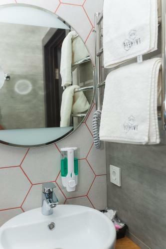 Beehive Hotel