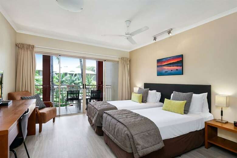Hotel Mantra Amphora