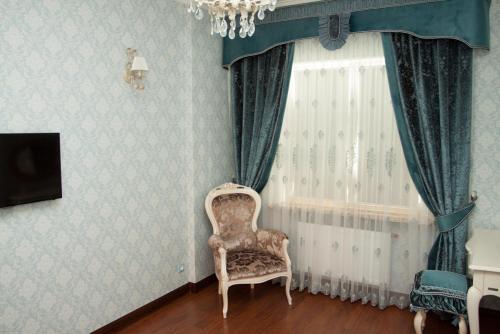 Apartment On Franzuskiy Boulevard 9