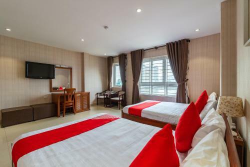 Oyo 327 Oasis Riverside Hotel Da Nang