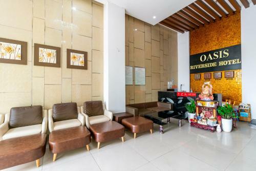 Oyo 327 Oasis Riverside Hotel Da Nang