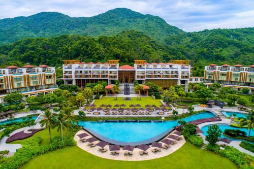 Hotel Angsana Lang Co