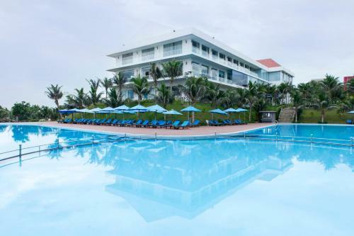 Hotel Golden Peak Resort & Spa