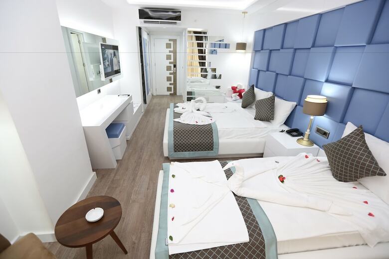 Elips Royal Hotel & Spa