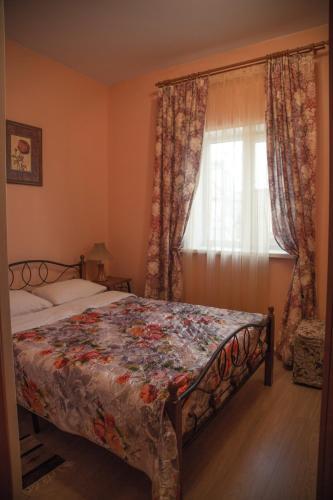 Mini Hotel Fleur
