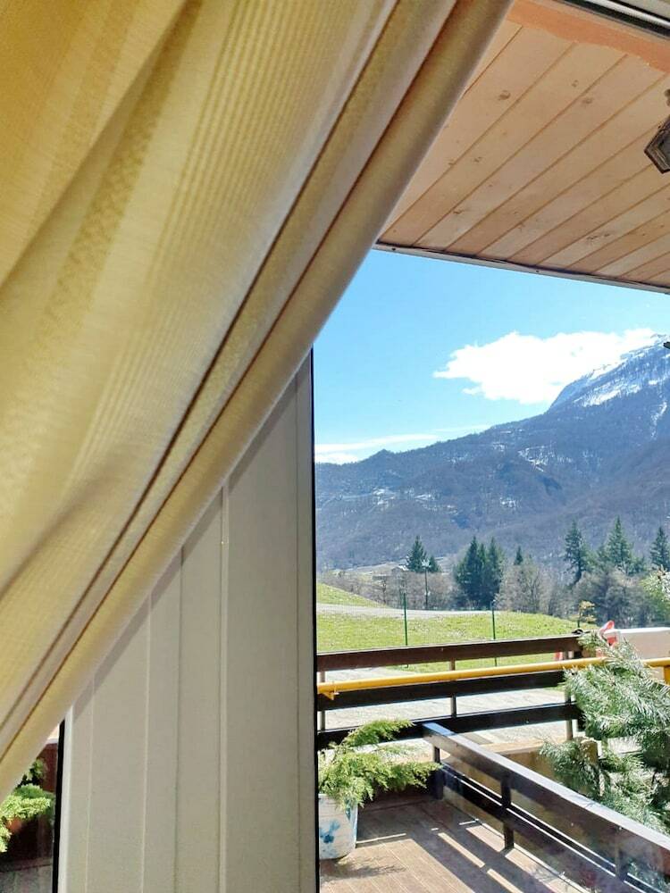 Oplot Hotel