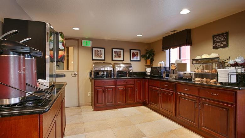 Best Western Town & Country Hotel