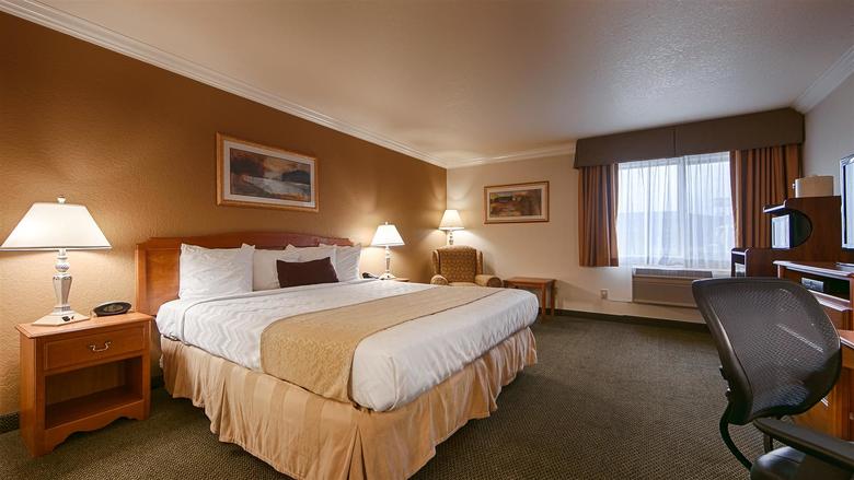 Best Western Town & Country Hotel