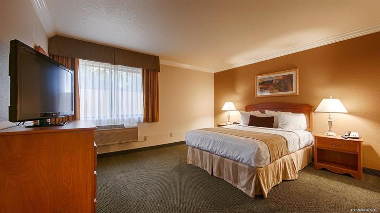 Best Western Town & Country Hotel