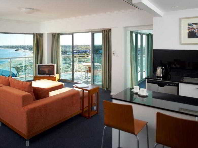 Hotel Seashells Mandurah