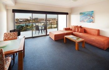 Hotel Seashells Mandurah