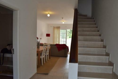 Eden Villas Red