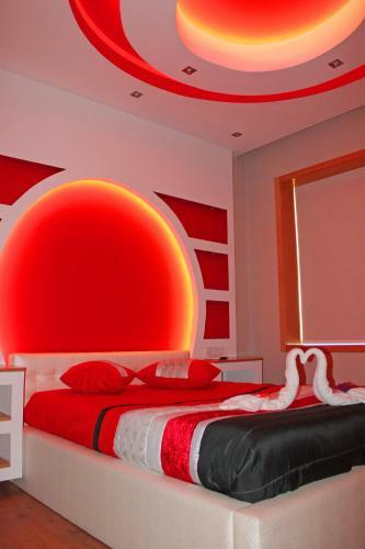 Hostal Monte Carlo Love Porto