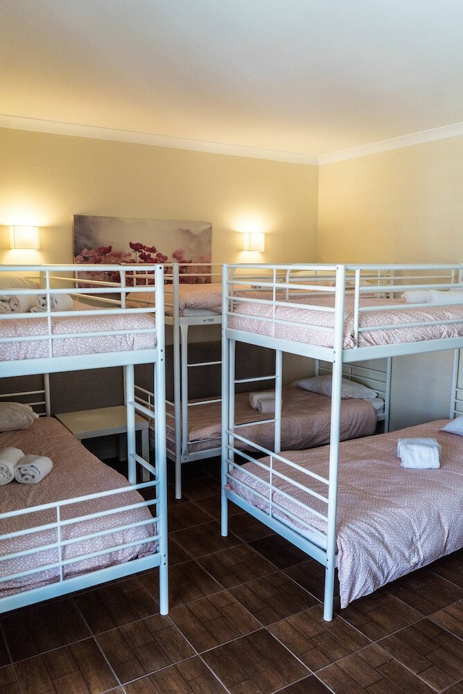 Hostal Albufeira Lounge Guesthouse