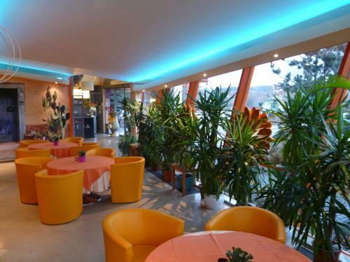 Hotel Tango