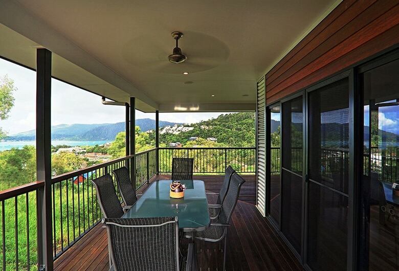 Laguna Views - Airlie Beach