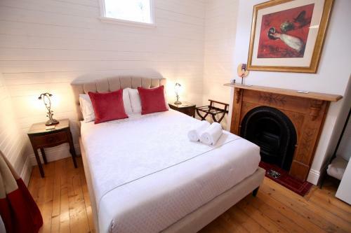 Poet's Cottage