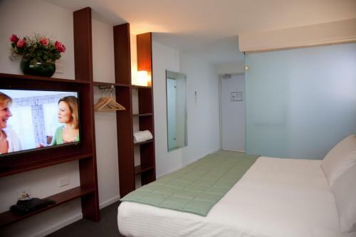 Grand Hotel And Studios