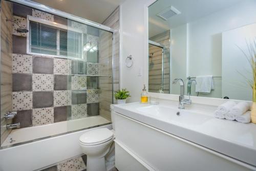 Melrose Apartment # 18