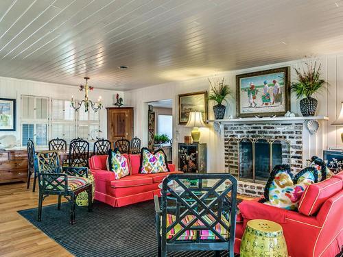 #2000 Arthur/oxner Holiday Home