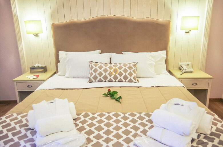 Art Hotel Debono