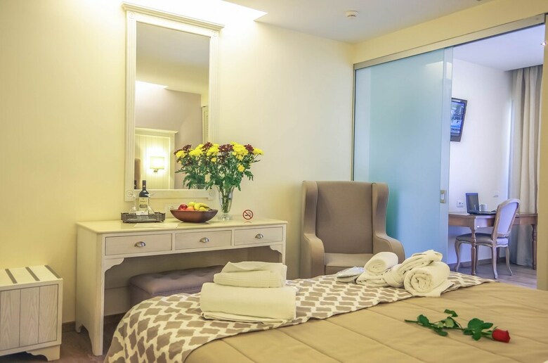 Art Hotel Debono