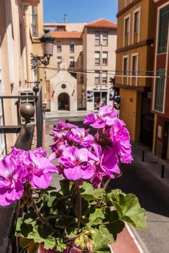 Urbanchic Parras Apartment