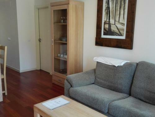 Apartamentos Valle De Tena - Las Margas Golf