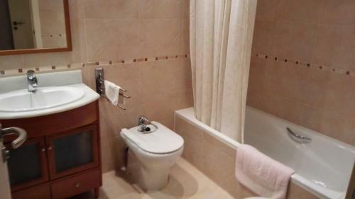 Apartamentos Valle De Tena - Las Margas Golf