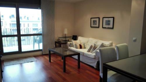 Apartamentos Valle De Tena - Las Margas Golf