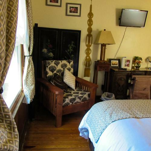 Bed & Breakfast Red Leaf River Inn