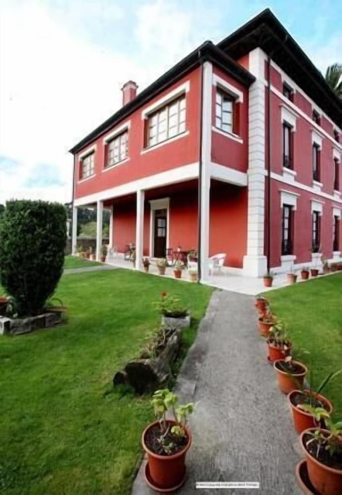 Hotel Casa De Indianos Don Tom�s