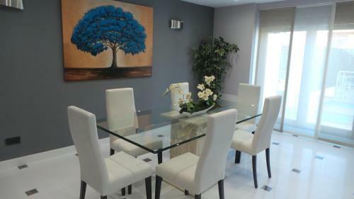 Orange Tree�s House