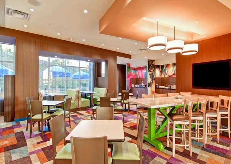Hotel Fairfield Inn & Suites By Marriott Kaloops