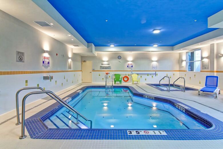 Hotel Fairfield Inn & Suites By Marriott Kaloops