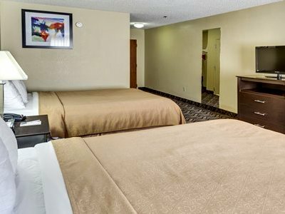 Hotel Quality Suites Baton Rouge