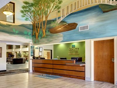 Hotel Quality Suites Baton Rouge