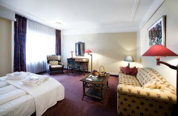 Hotel First Victoria