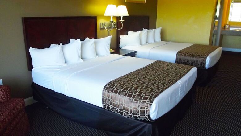 Magnuson Hotel Convention Center