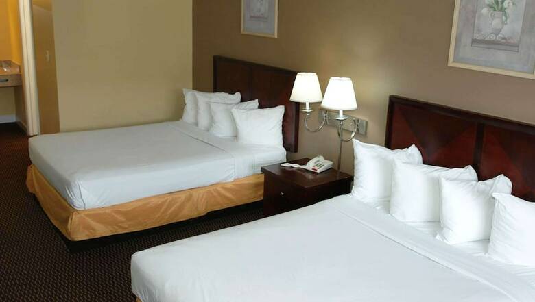 Magnuson Hotel Convention Center