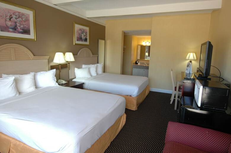 Magnuson Hotel Convention Center