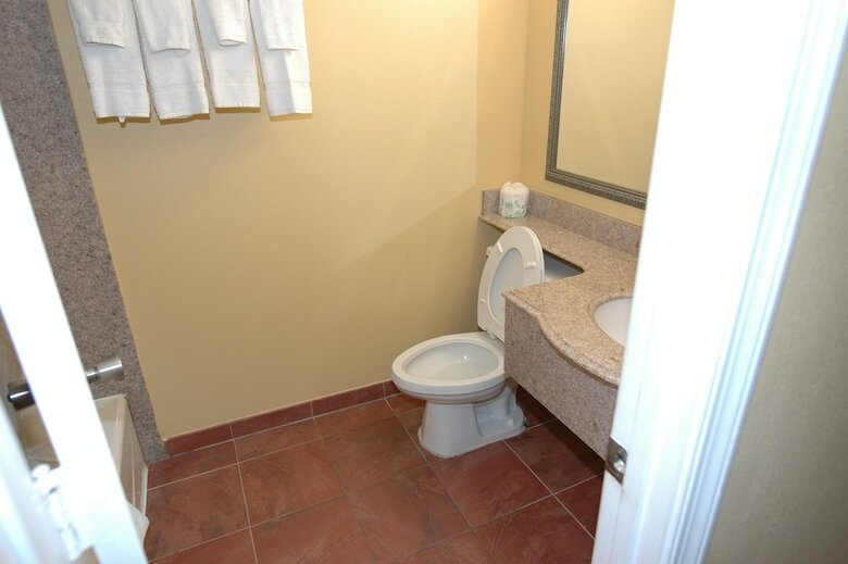 Magnuson Hotel Convention Center