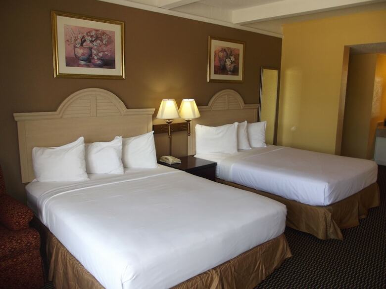 Magnuson Hotel Convention Center