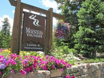 Hotel Mountain Thunder Lodge